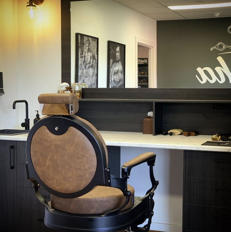 Alpha Barbershop chairs